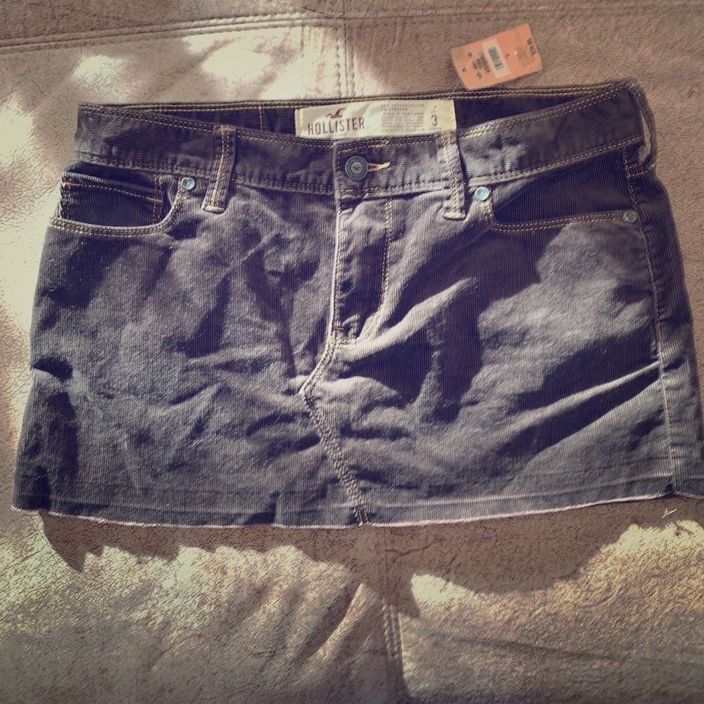 - New Hollister Brown Corduroy Skirt